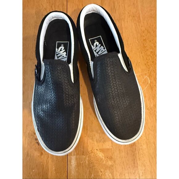 Vans Classic Slip-On Platform shoes with a black suede embossed upper Womens Siz - Picture 1 of 13